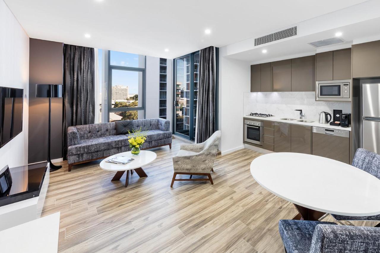 Meriton Suites Mascot Central Sydney Zewnętrze zdjęcie