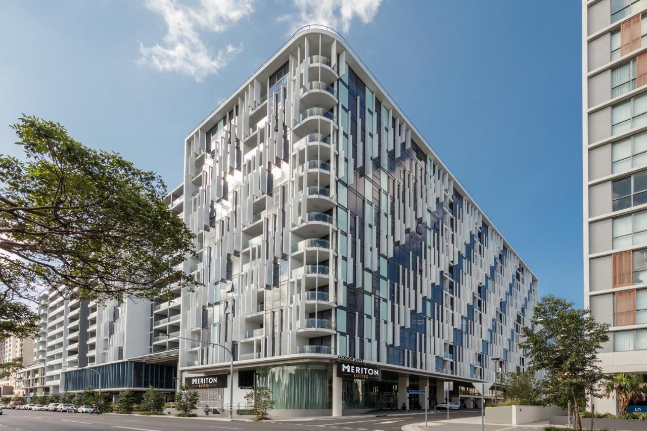 Meriton Suites Mascot Central Sydney Zewnętrze zdjęcie The Met, 2015