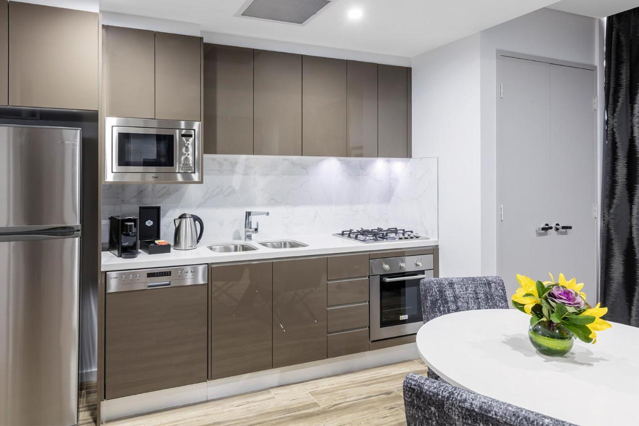 Meriton Suites Mascot Central Sydney Zewnętrze zdjęcie Kitchen