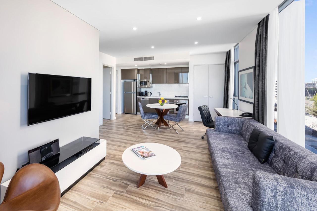 Meriton Suites Mascot Central Sydney Zewnętrze zdjęcie A typical apartment interior