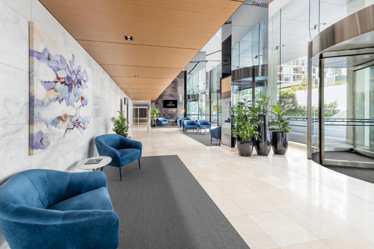 Meriton Suites Mascot Central Sydney Zewnętrze zdjęcie The lobby of the hotel